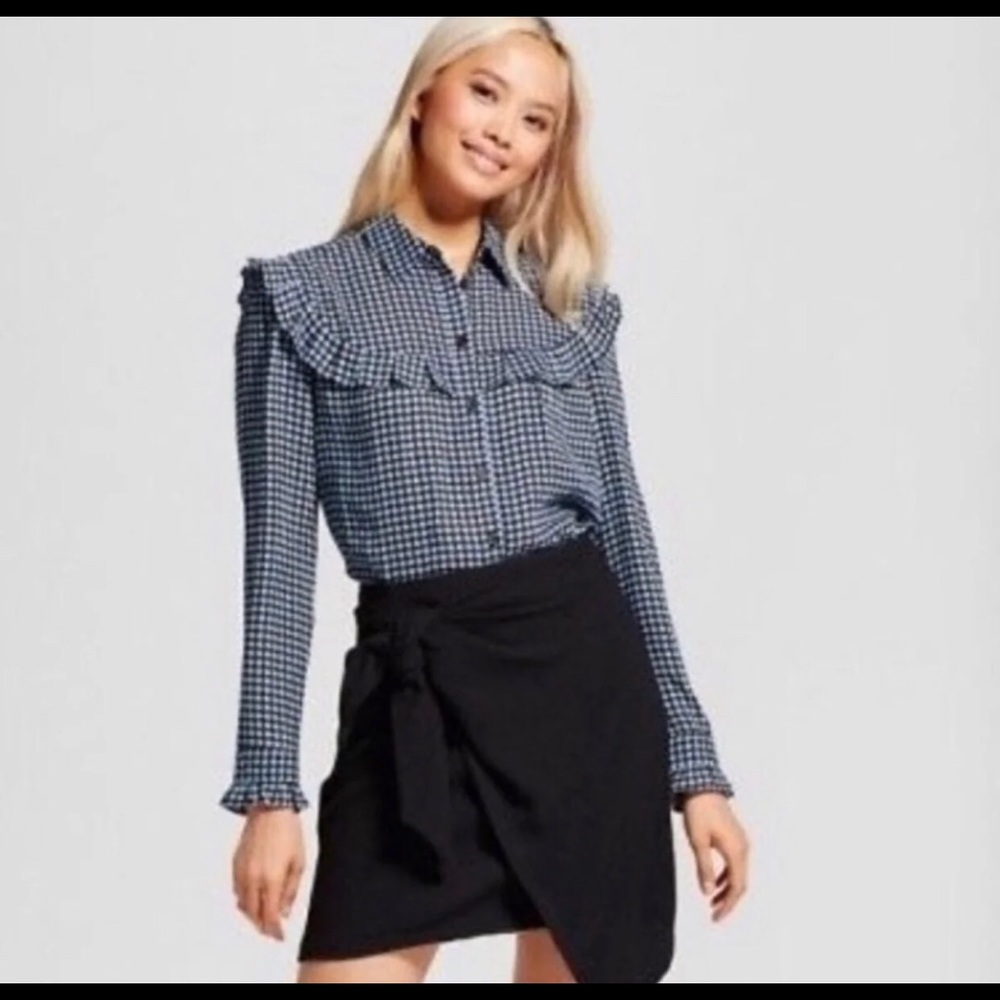 Who What Wear Ruffle Top XS